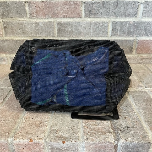 Black Mesh Tote Bag with Clear Pouch - Picture 6 of 11